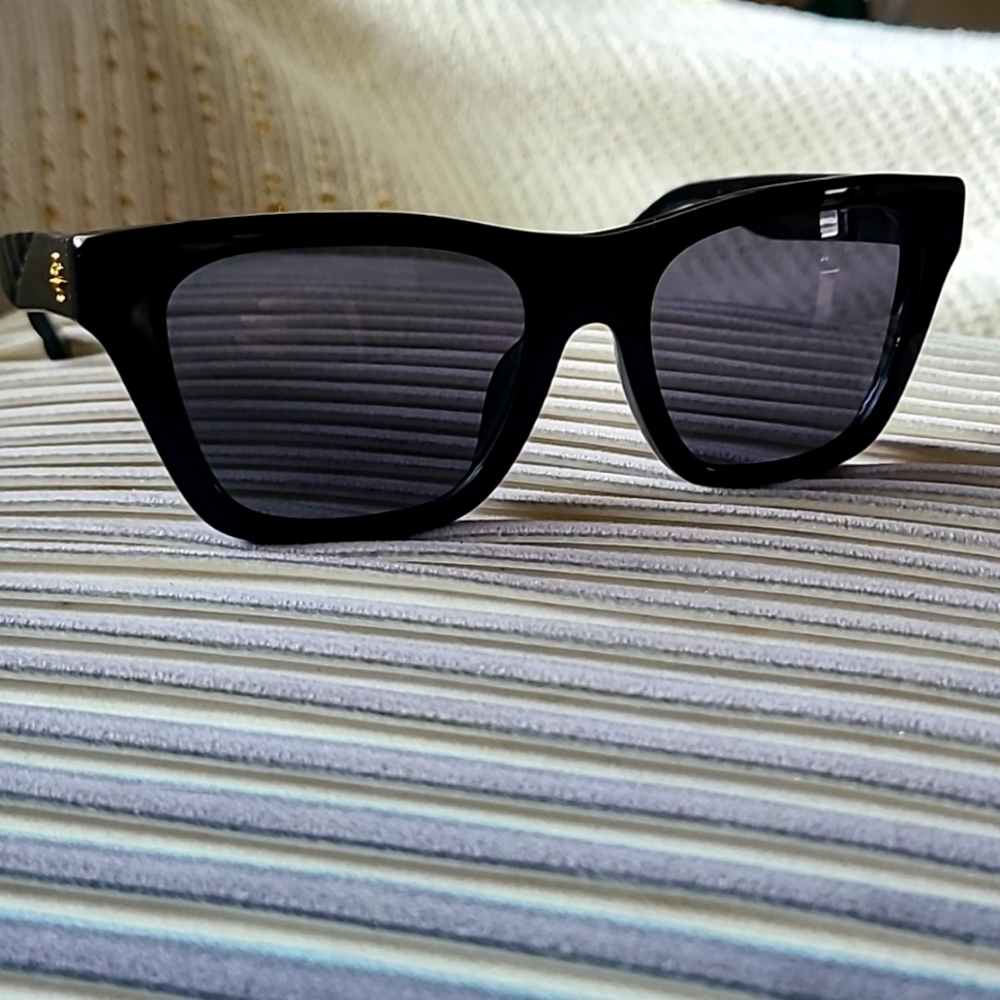 Tory Burch Sunglasess